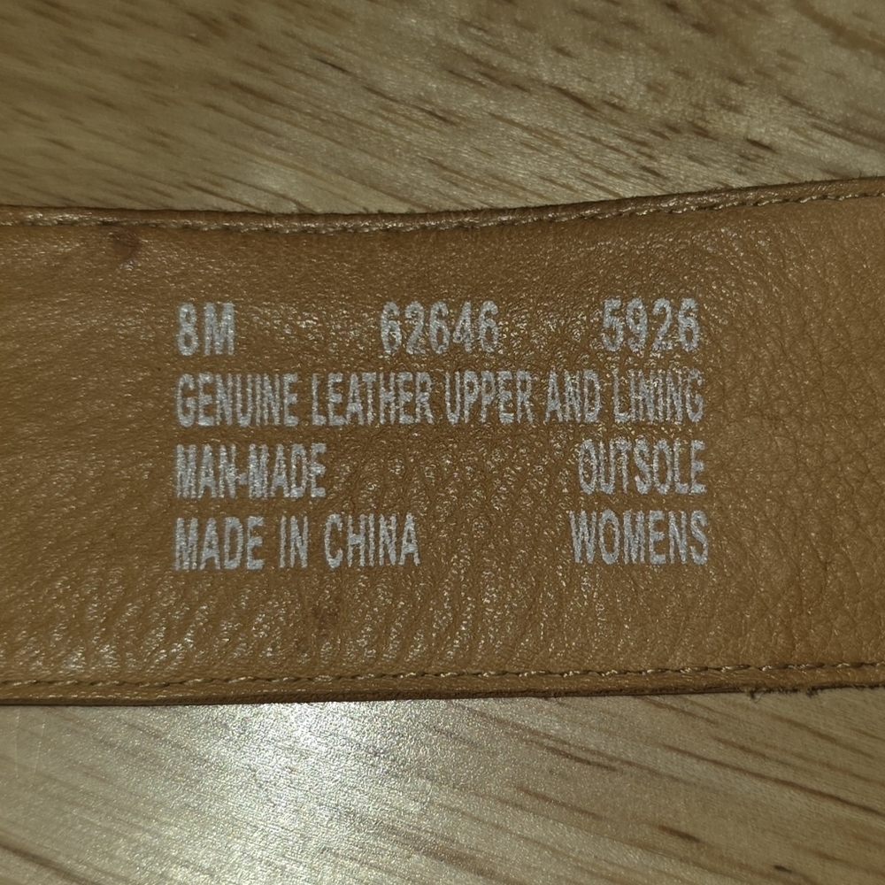 Timberland Ladie's Tan Leather Slide Sandals Size 8 - Picture 7 of 7